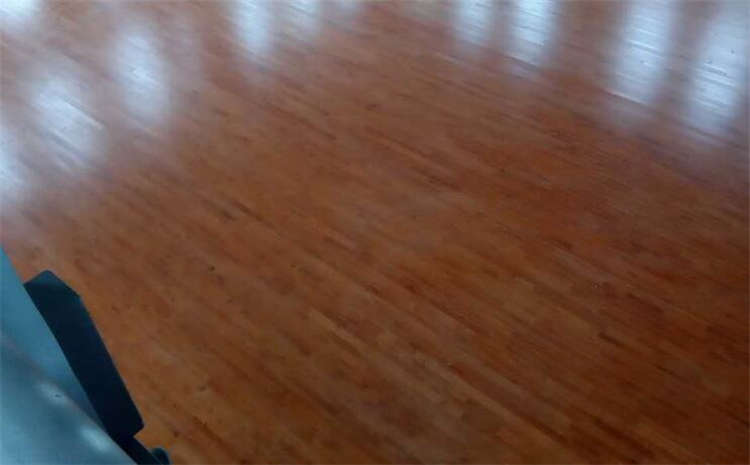 22厚木地板籃球場哪個品牌好?