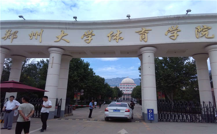 主輔龍骨結(jié)構(gòu)實(shí)木運(yùn)動(dòng)地板價(jià)格