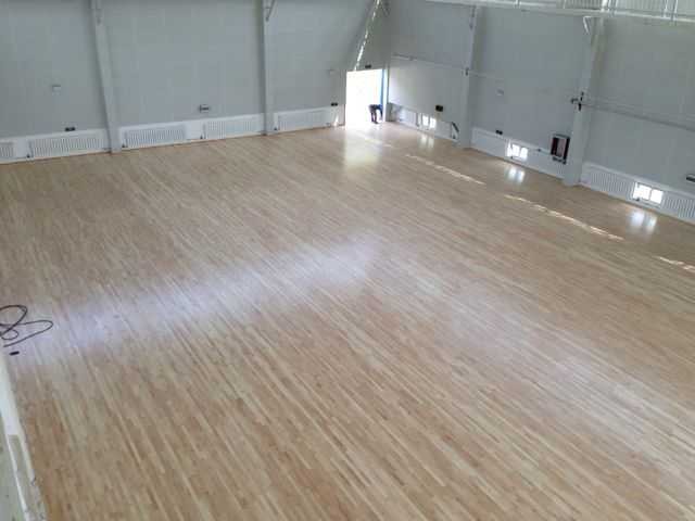 歐氏地板承建新疆阿拉爾國稅局籃球館木地板鋪設(shè) 歐氏地板承建新疆阿拉爾國稅局籃球館木地板鋪設(shè)